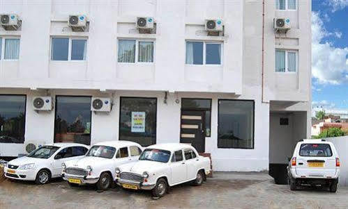 Hotel Vinayaga By Poppys ,Kumbakonam Exterior foto